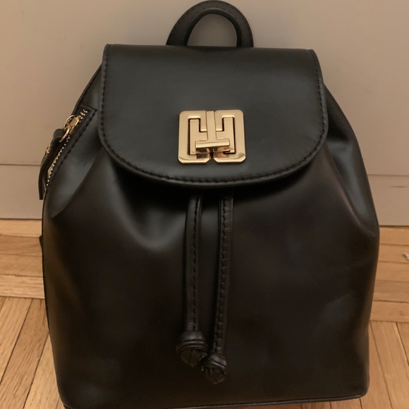 NWT Black Leather Tommy Hilfiger Twist Backpack